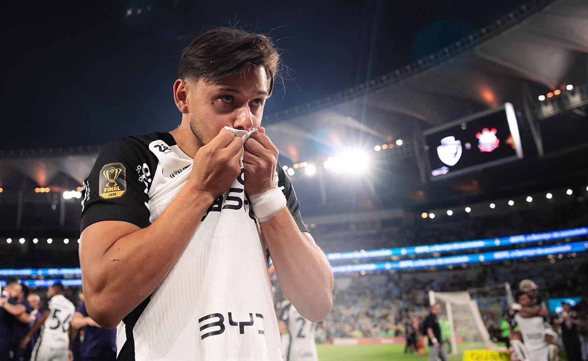 corinthians-se-despede-de-angel-romero,-idolo-paraguaio-e-estrangeiro-mais-vencedor-do-clube