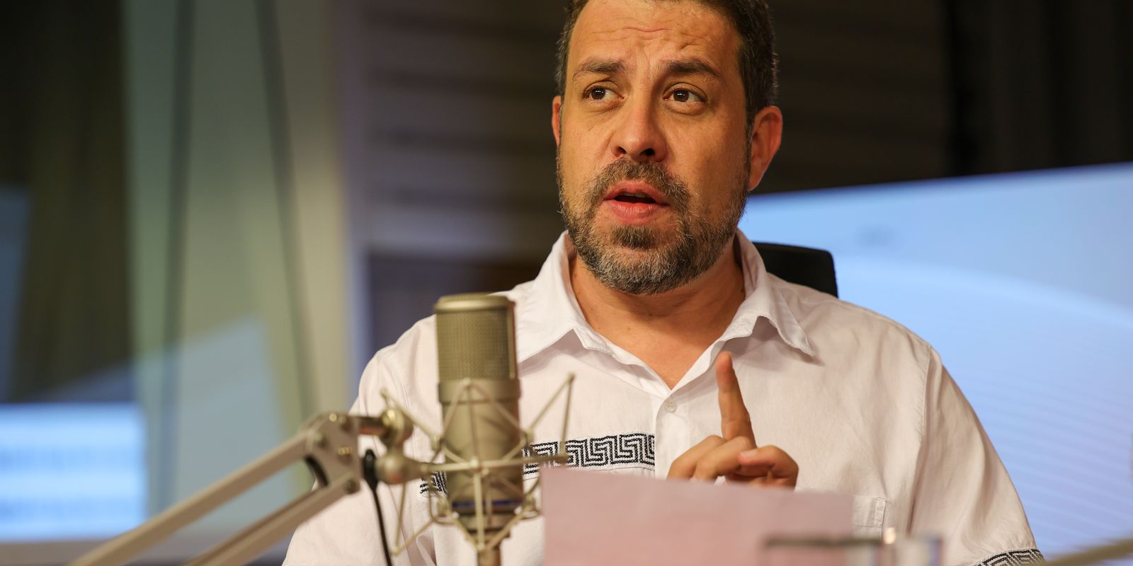 boulos-diz-que-fim-da-escala-6-por-1-e-“para-agora”