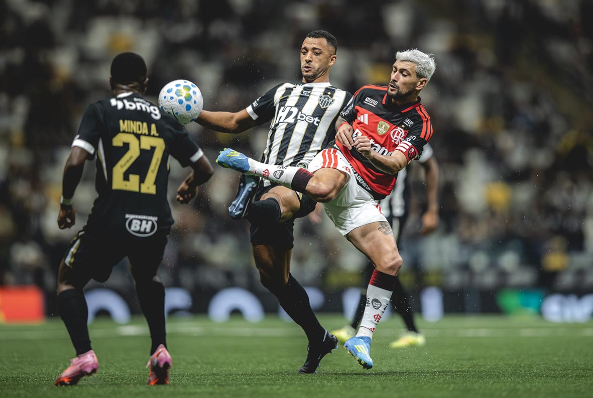 flamengo-atropela-atletico-mg-por-4-a-0-no-brasileirao