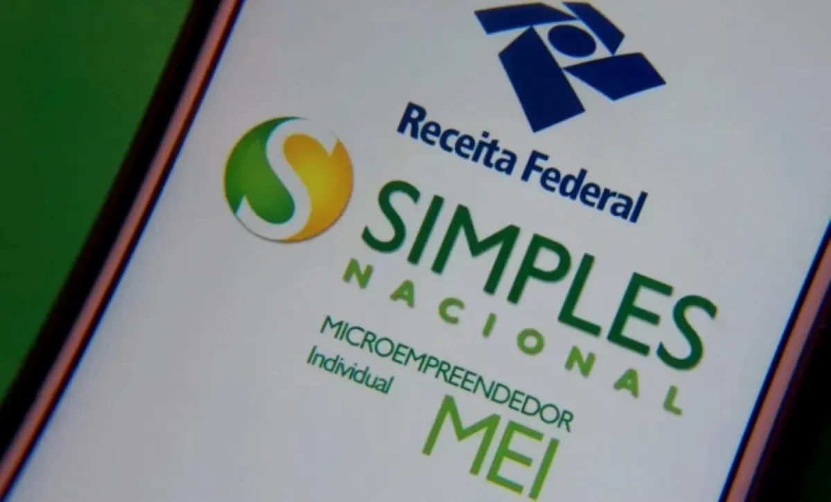 Simples Nacional: empresas têm até esta sexta para escolher como pagar IBS e CBS; entenda